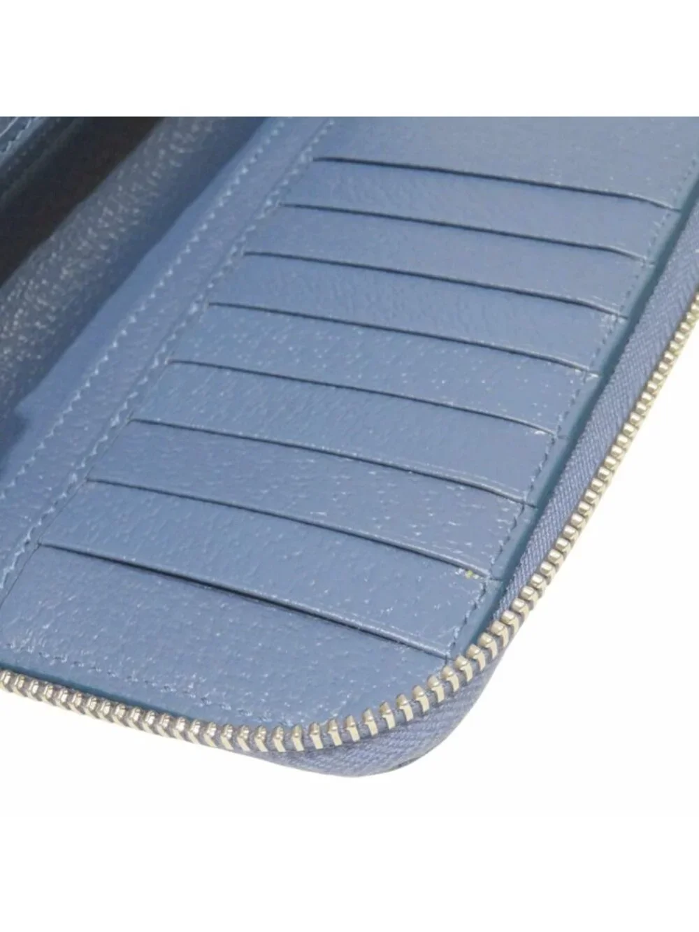 Gucci Zip Around Wallet GG Supreme Leather